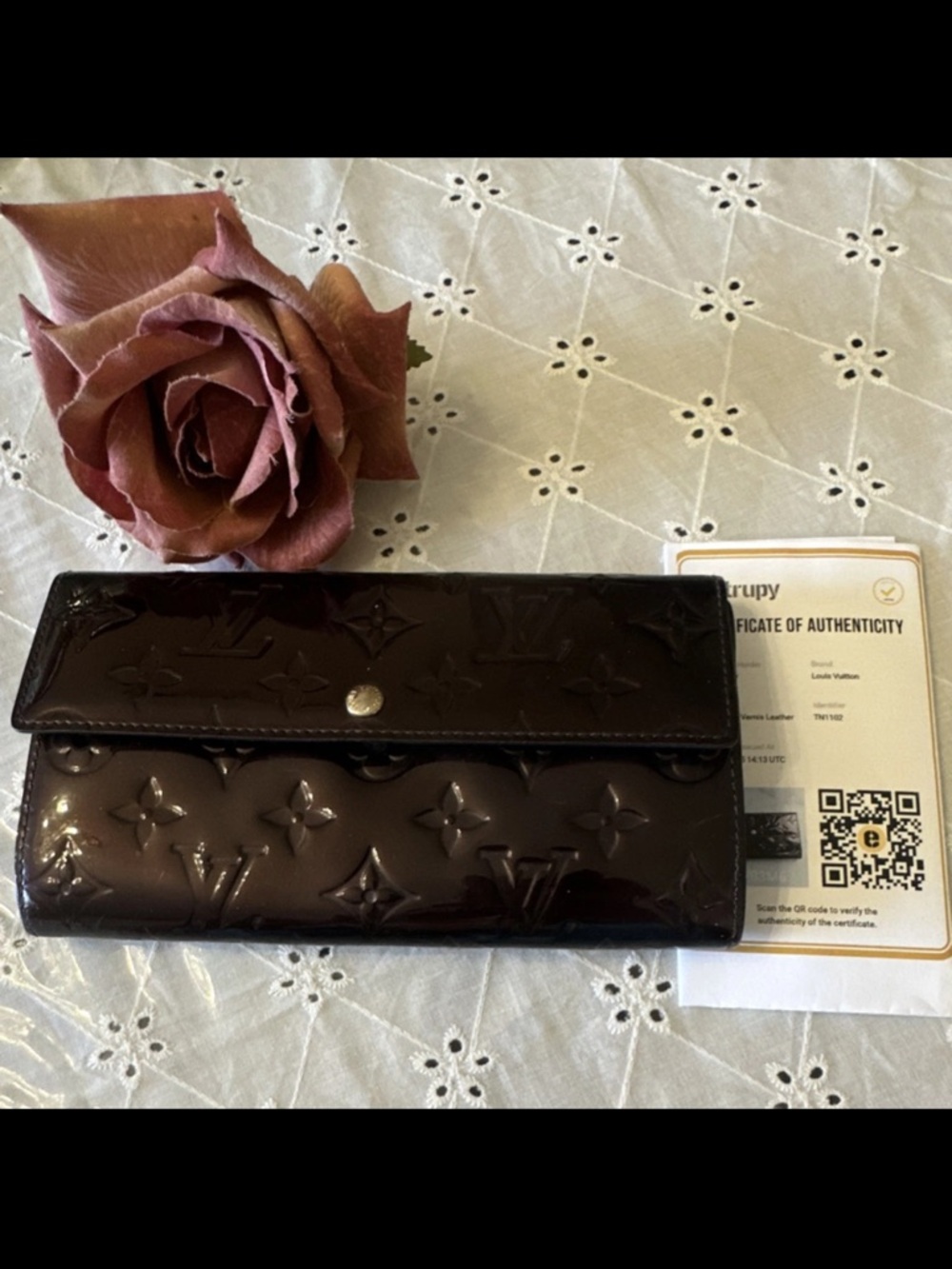 Louis Vuitton Monogram Vernis Leather wallet COA included